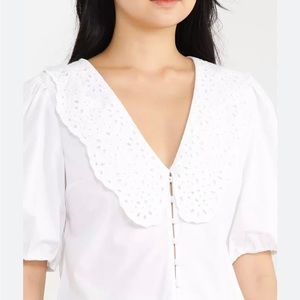 Abercrombie & Fitch lace collar top